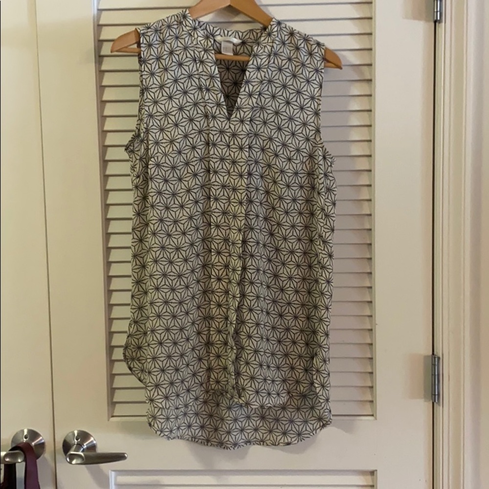 Black and white tunic